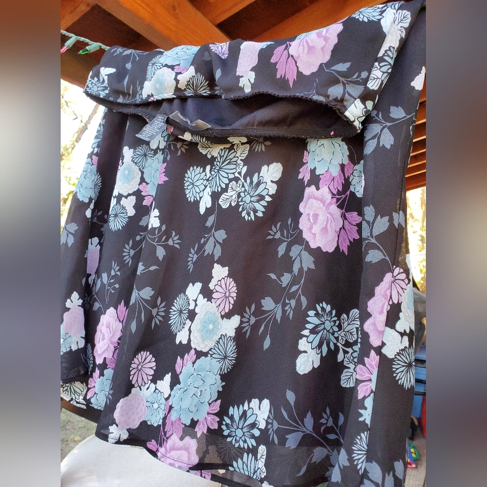 Hillard & Hanson Black Floral Skirt